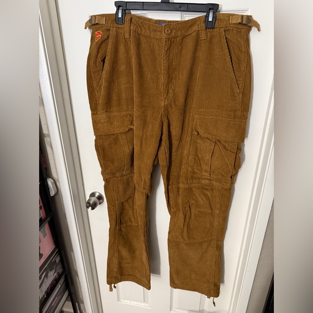 Empyre Corduroy Cargo Skate Pants Size 36